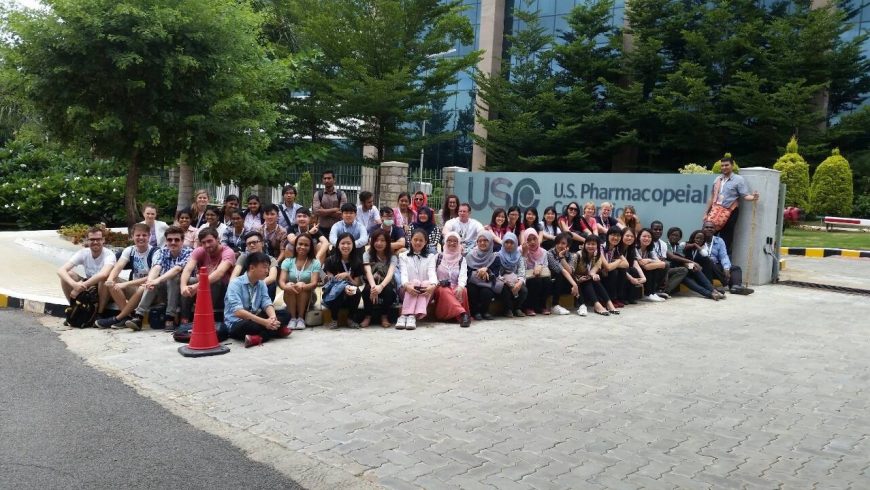 Mahasiswa Sekolah Farmasi (SF) ITB kembali mengharumkan nama Indonesia setelah menghadiri ‘International Pharmaceutical Students’ Federation (IPSF) World Congress 2015 yang berlangsung di India dari Kamis sampai dengan Sabtu (30/07-08/08/15)