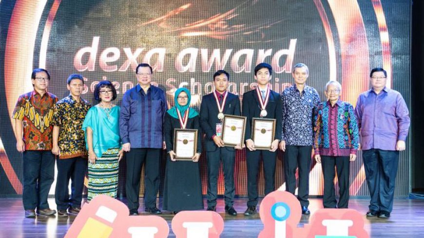 Mahasiswa Apoteker ITB meraih Dexa Award Science Scholarship 2018